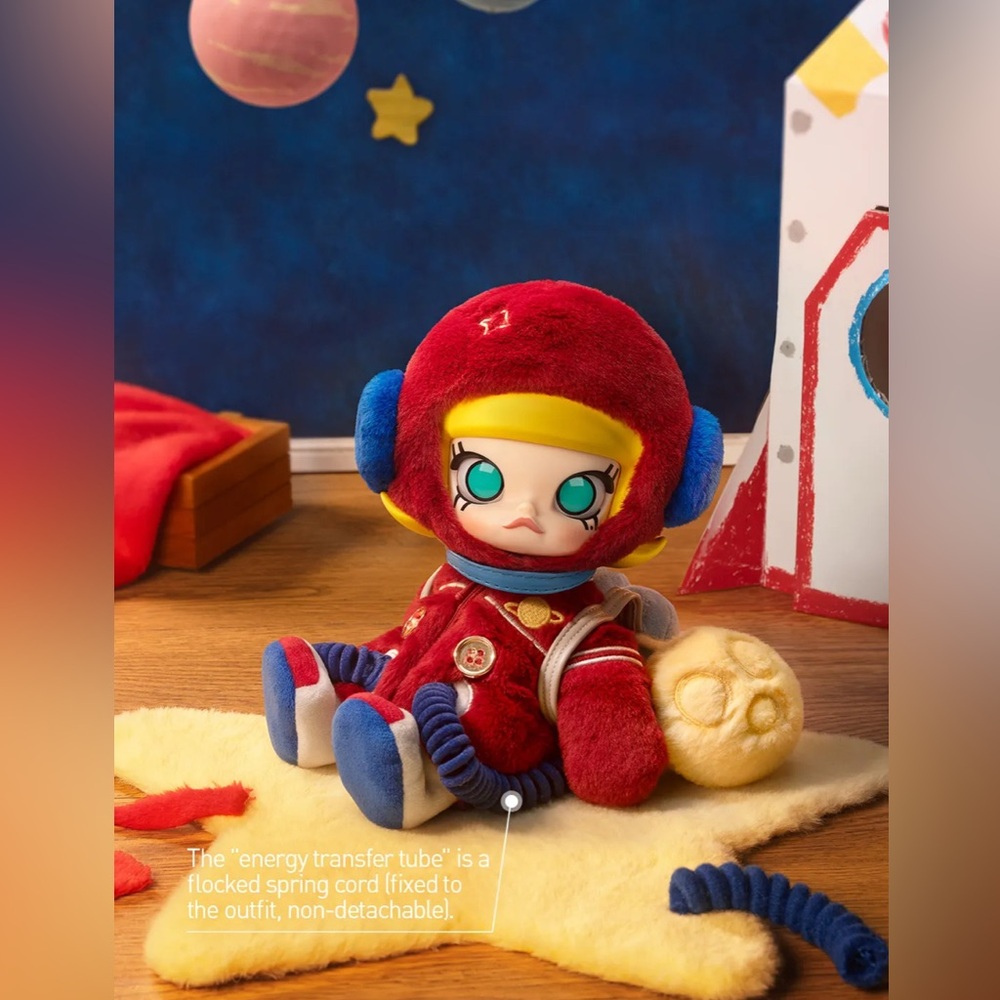 Authentic SEALED MOLLY Hello, Moon 1/8 Action Figure Doll - Picture 9 of 10